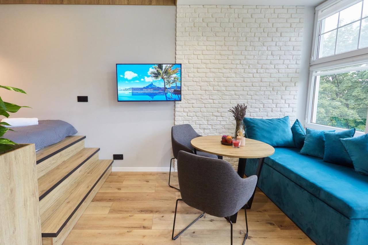 Apartament "Powoli" Z Darmowym Parkingiem คาร์ปัตซ์ ภายนอก รูปภาพ