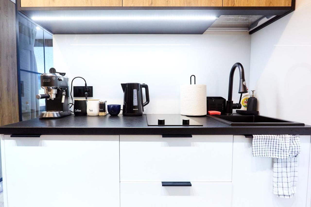 Apartament "Powoli" Z Darmowym Parkingiem คาร์ปัตซ์ ภายนอก รูปภาพ