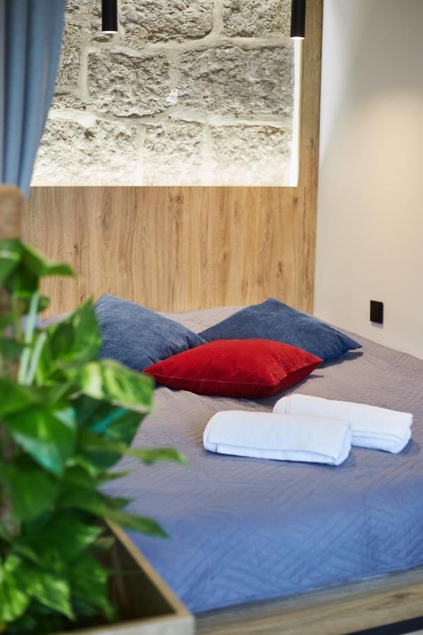 Apartament "Powoli" Z Darmowym Parkingiem คาร์ปัตซ์ ภายนอก รูปภาพ