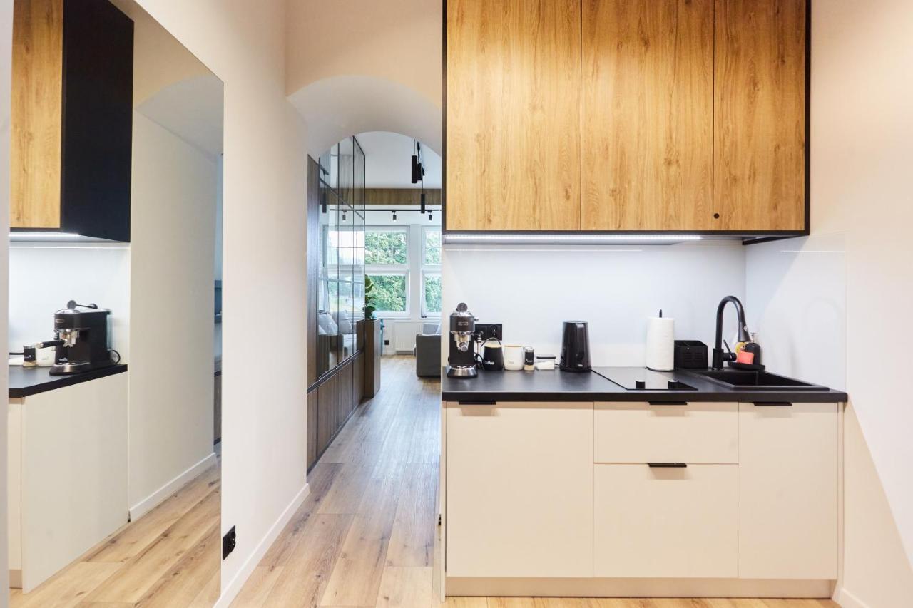 Apartament "Powoli" Z Darmowym Parkingiem คาร์ปัตซ์ ภายนอก รูปภาพ